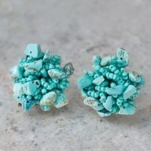 ANTHROPOLOGIE TURQUOISE BEADED PEBBLE EARRINGS